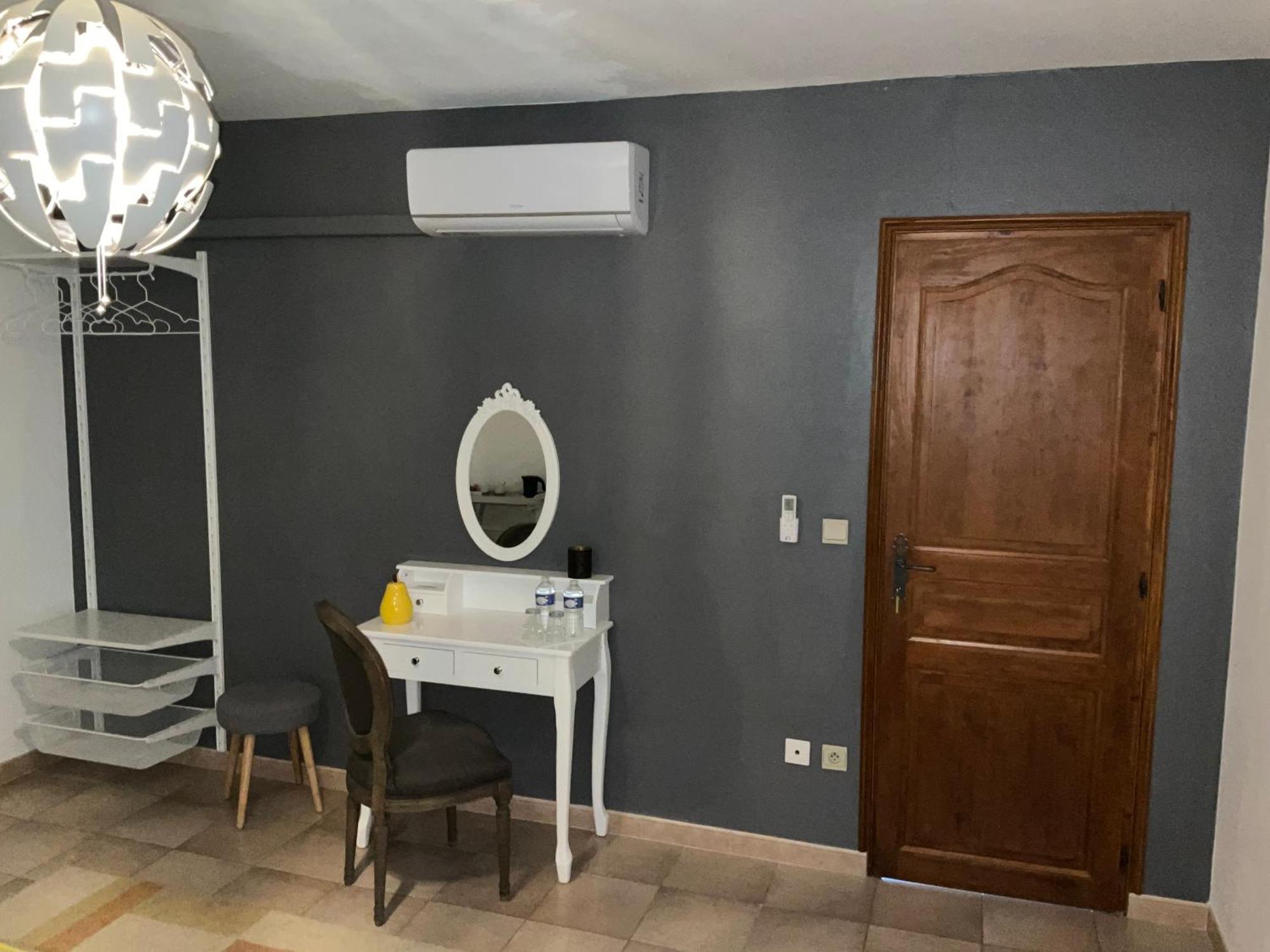 Number9 - Now With Air Conditioned Rooms Carlipa Exteriör bild